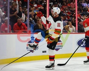 Stefan Noesen Goal Celebration New Jersey Devils 8x10 NHL Hockey Photo - Picture 1 of 1
