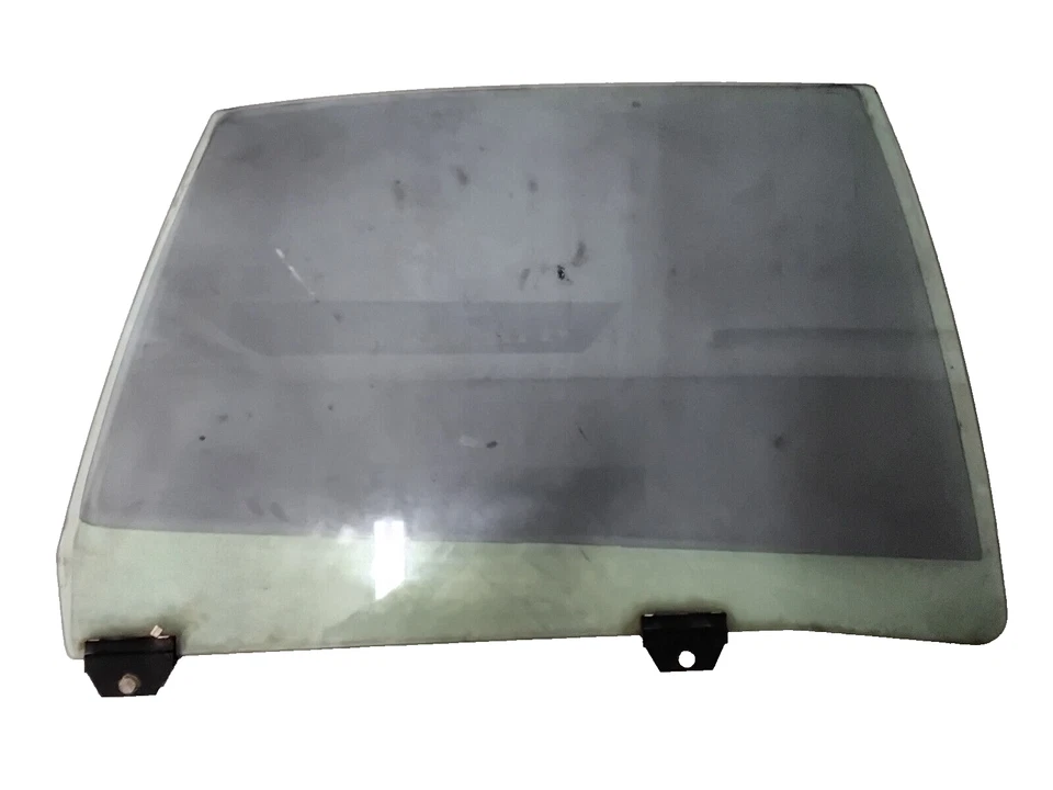 Chrysler LHS, New Yorker FWD : 1993, 1994, 1995-1997, Right Rear Door Glass - Image 1 of 4