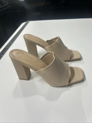 Zapatos de salón para mujer talla 8,5 nuevos en caja color tostado tacón bloque Foto 1 de 4