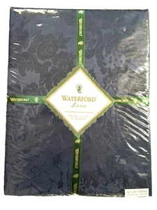 Mantel Waterford Linens Oblongo Corte Zafiro Azul 66" x 84" NUEVO - Imagen 1 de 6