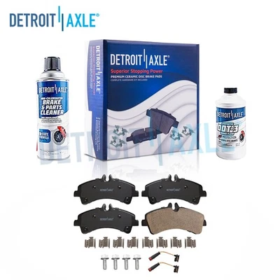 Pastillas de freno traseras de cerámica con herrajes para Freightliner Mercedes-Benz Sprinter 3500 Foto 1 de 4