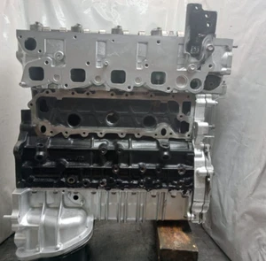 ISUZU D-MAX ENGINE 2.5 16V TWIN TURBO DIESEL 4JK1 /RECONDITIONED/ EXCHANGE - Picture 1 of 4