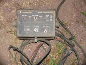 International IH Farmall Baler Monitor - Picture 1 of 3