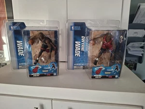 Mcfarlane 2005 NBA 9 Dwayne Wade Miami Heat Lote de 2 Jersey Rojo Persecución y Negro  - Imagen 1 de 7