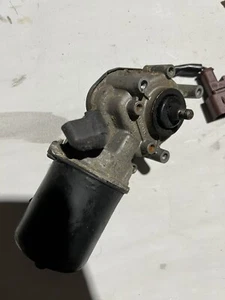 MOTEUR ESSUIE-GLACE AV PEUGEOT 406 PH2 BERLINE (8B) 53670637 - Bild 1 von 3