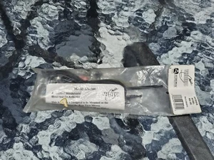 **NEW** AUDIOVOX AMPLIFIED TV ANTENNA MODEL AN-300 MOBILE VIDEO WINDOW MOUNTED - Picture 1 of 2