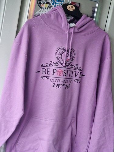 VETEMENTS Felpa con cappuccio Be Positive Clothing Co