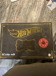 F A O SCHWARTZ Hot Wheels Gold Collection - Imagen 1 de 3