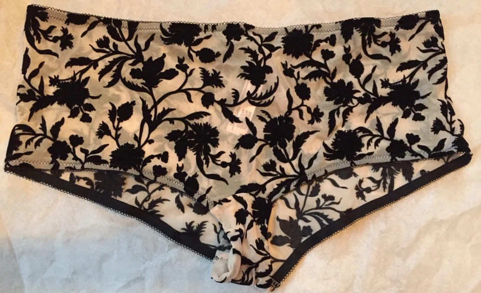 Victoria's Secret Raised Velvet Floral Mesh Shortie Panty Black Size M
