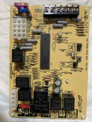 Furnace Control Circuit Board Wl90-S-1DC24DM WQE WEIQI - Image 1 of 4