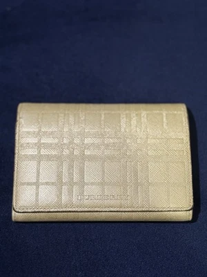 Cartera Burberry de cuero dorado a cuadros con sombra triple Foto 1 de 4