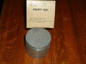ONE NEW Genuine Tecumseh 310225B Piston - Picture 1 of 1