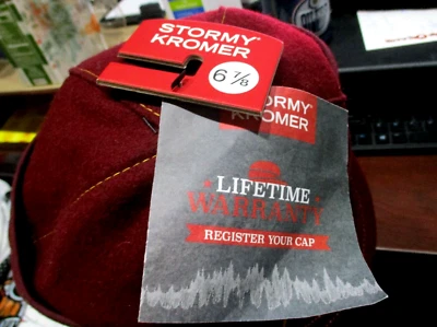 Sombrero STORMY KROMER 6 7/8 NUEVO CON ETIQUETAS Hecho en EE. UU. Borgoña  Foto 1 de 4