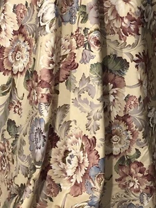 Victorian Floral Design Polish 100% Cotton. DIY, Quilt,Textile, Beige Color BTY - Picture 1 of 7