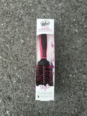 Wet Brush Hi Speed Round Brush - Pink - Vented Design Medium - Image 1 of 4
