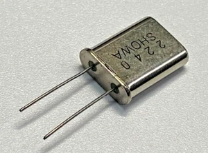 1pcs - Showa 2240 MHZ Quartz Crystal Resonator, Xtal - Picture 1 of 3