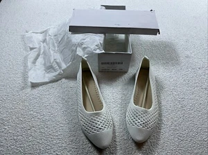 Hash Bubbie Womens Flats Shoes White Crochet US9 83099-HA - Picture 1 of 5