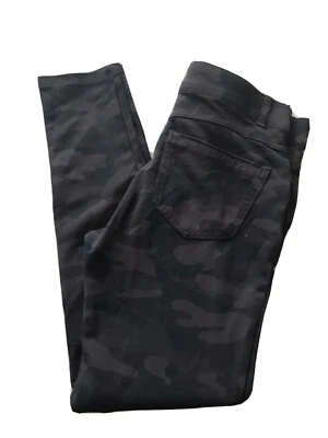 Pantalones de mezclilla Knox Rose para mujer talla pequeña negros camuflaje super elásticos Foto 1 de 4