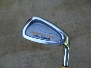 MOMENTUS Swing Trainer ponderato da golf con impugnatura contorno uomo 40 once. - Foto 1 di 5