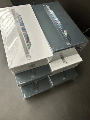 Apple iPhone 5 - 16 GB Unlocked Brand New -Old Stock 2012 -Authentic Phone  🇺🇸 - Image 1 of 4