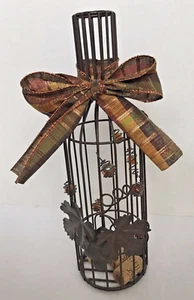 Soporte de corcho para botella de vino de alambre popurrí metal acabado bronce 13 1/2" regalo - Imagen 1 de 8