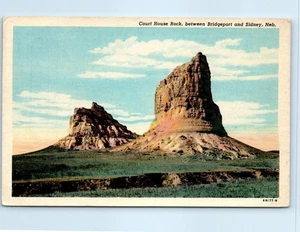 Court House Rock, Between Bridgeport and Sidney, Nebraska Postcard c1946 - Picture 1 of 2