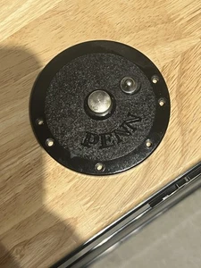 Penn 85 Reel Side Plate - Picture 1 of 4