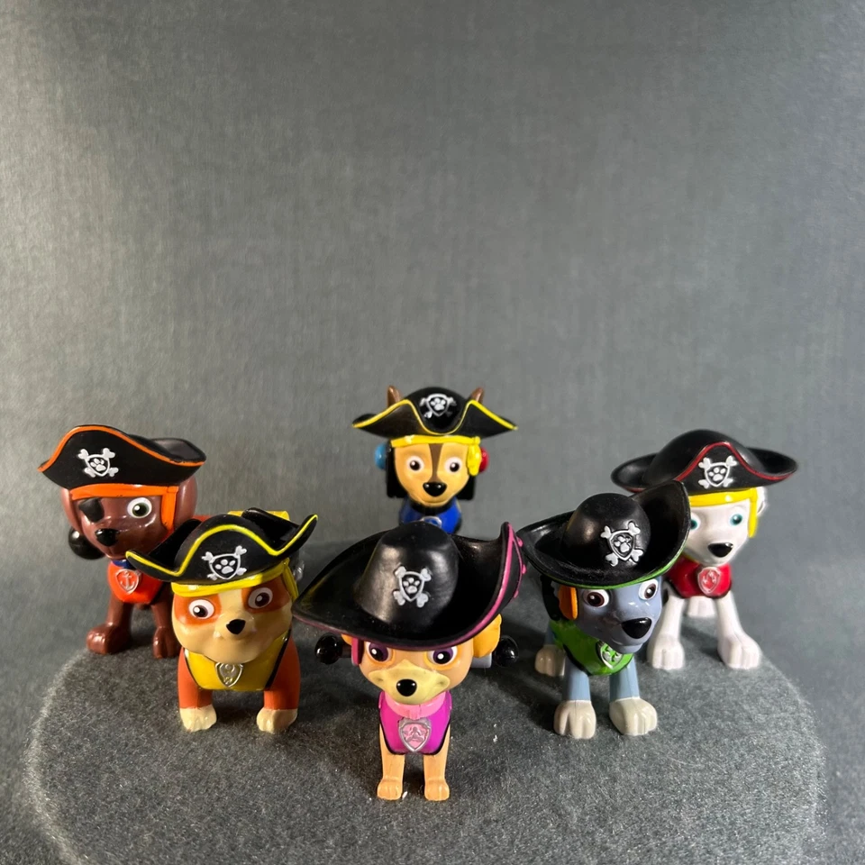 Lote de figuras paquete de acción de cachorros piratas de la Patrulla Canina Spin Master Rocky Zuma Chase Skye Foto 1 de 4