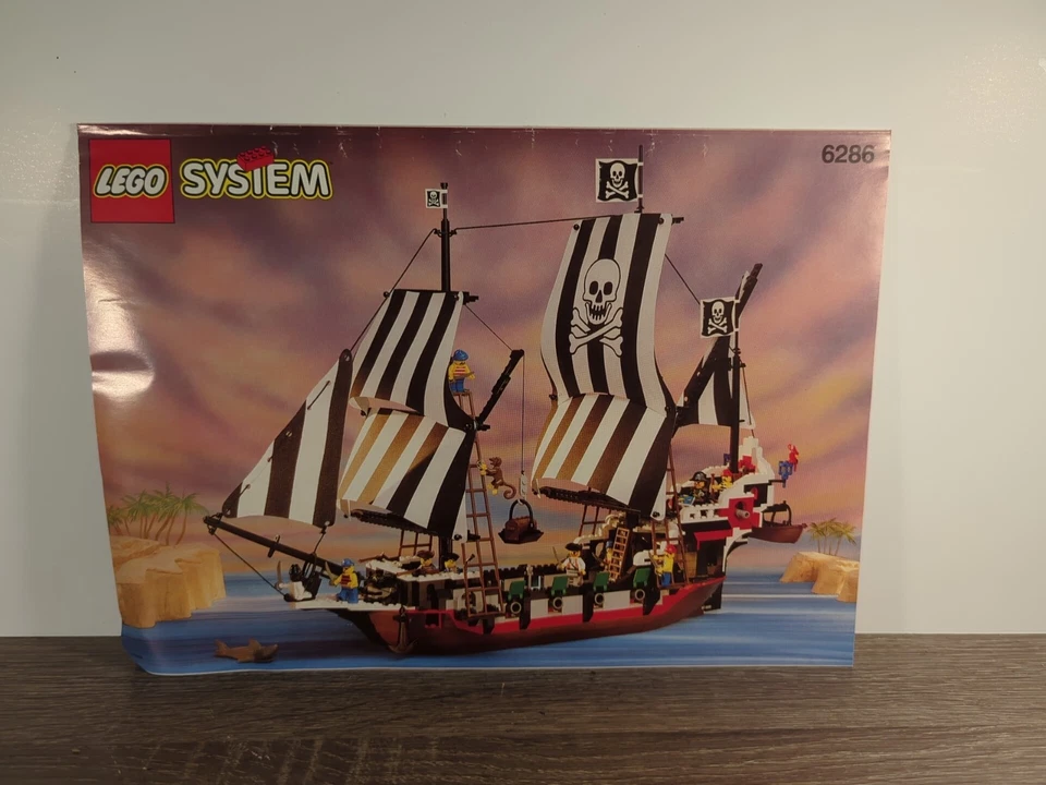 Lego System Pirates 6286 Skull's Eye Schooner Only Instructions No Set No Box - Image 1 of 4