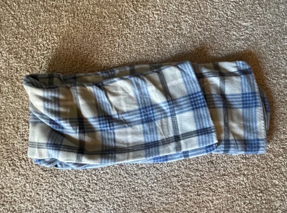 Manta súper suave. 50in x 60in. Pilares. Cuadros azules Foto 1 de 1