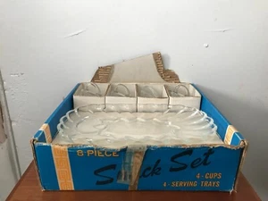 Vintage 1950s/1960s Anchor Hocking 8 Piece Snack Set 4 Trays & 4 Cups 900/48 USA - Picture 1 of 8