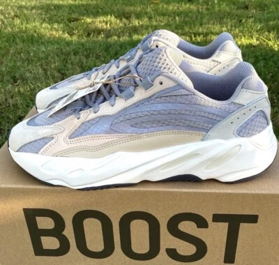 ADIDAS YEEZY BOOST 700 V2 CREMA TALLA 8 PARA HOMBRE GY7924 KANYE WEST YZY 350 500 750 Foto 1 de 4