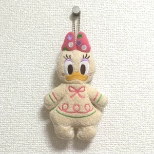 Tokyo Disney Resort Daisy Duck GingerBread Christmas Plush Badge Keychain Japan - Picture 1 of 2