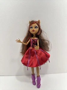 Scarily Ever After Clawdeen Wolf as Little Dead Riding Hood 2012 - Picture 1 of 15