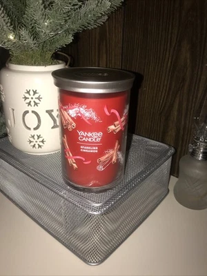 Nuevo -Vela Yankee-Canela Brillante-Frasco Grande -20 OZ -2 Vela Mecha Foto 1 de 4