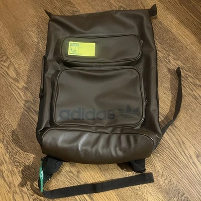 Mochila/mochila Adidas Stan Smith carga poeira/preta vintage - Imagem 1 de 4