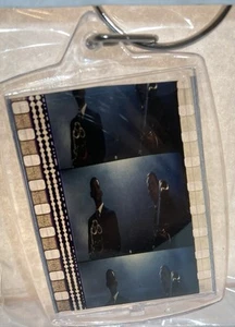 Men In Black (1997) Authentic 35mm Film Cell Keychain Will Smith Tommy Lee Jones - Picture 1 of 4