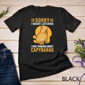 Pensando en Capybara Sudamérica Roedor de Hierba Camiseta Unisex - Imagen 1 de 15