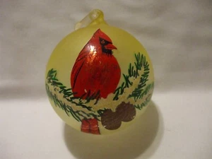 Bola de adorno de vidrio soplado opaco cardenales rojos pintados a mano vintage de 4 1/2" de alto - Imagen 1 de 7