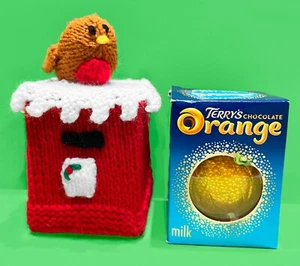 KNITTING PATTERN - Christmas Pillar Box with Robin Choc Orange Box Cover 15 cms - Picture 1 of 1