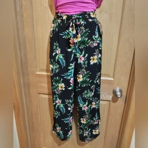 Art Class girls 18 black floral pants with tie belt Bohemian straight fit NWT - Picture 1 of 5