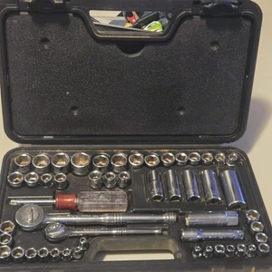 Vintage Husky USA 52-tlg Steckschlüsselsatz 1/4 & 3/8 Antrieb komplett mit Koffer - Bild 1 von 5
