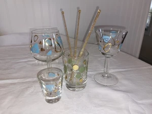 Vtg Lot Atomic Polka Dot Retro Amoeba Boomerang Glass Barware & Swizzle Stix - Bild 1 von 6