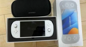 AYANEO 2S Ryzen 7 8840U 32GB 2TB Windows 11 Handheld Gaming - Picture 1 of 9