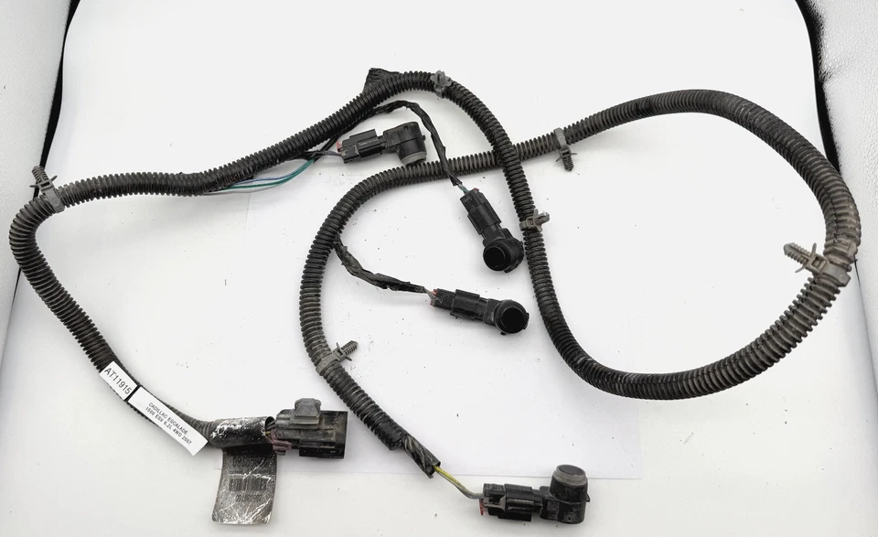 Arnés de cableado sensor de estacionamiento parachoques trasero OEM 07-14 Cadillac Escalade ESV 6,2 L Foto 1 de 4