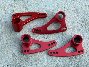 Brazos basculantes delanteros y rea de aluminio para Traxxas E Revo Revo 2.5 / 3.3 R - Imagen 1 de 3