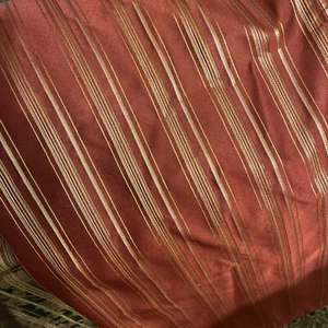 CROSCILL BURGUNDY & GOLD DAMASK (1) SHOWER CURTAIN 70X72 VGC - Picture 1 of 4