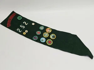 Vintage Girl Scout Sash Covered Bridge 252 Indiana w. Badges - Picture 1 of 4