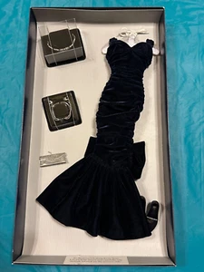 Franklin Mint Princess Diana Doll Dress Midnight Blue Velvet Ball Gown NRFB - Picture 1 of 6