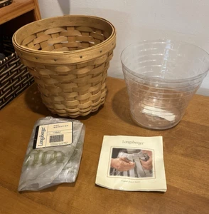 Longaberger Bouquet Basket Set w/ Plastic Protector & Original Product Card ๐บ๐ธ - Picture 1 of 6